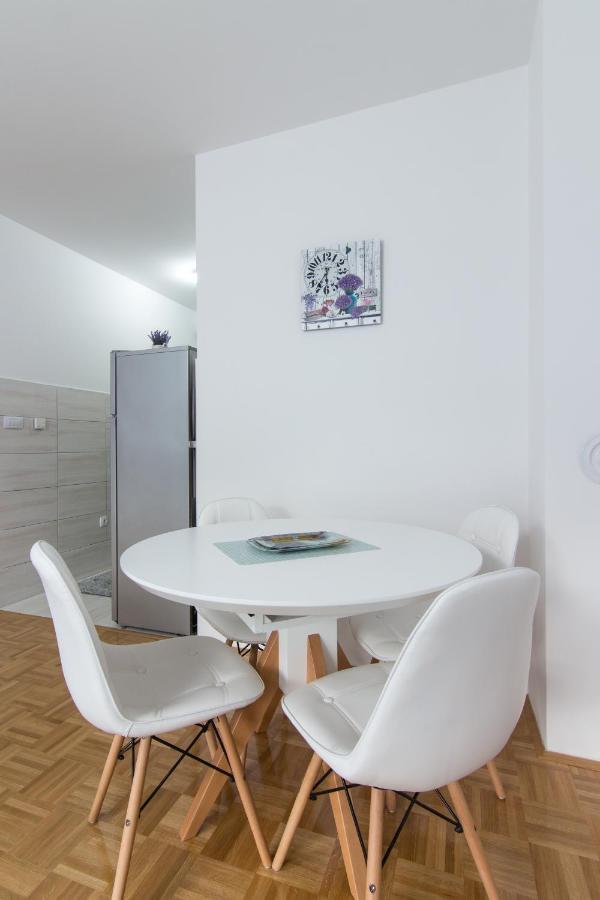ויסוקו Apartman Carica מראה חיצוני תמונה